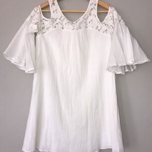 White off shoulder lace boutique dress